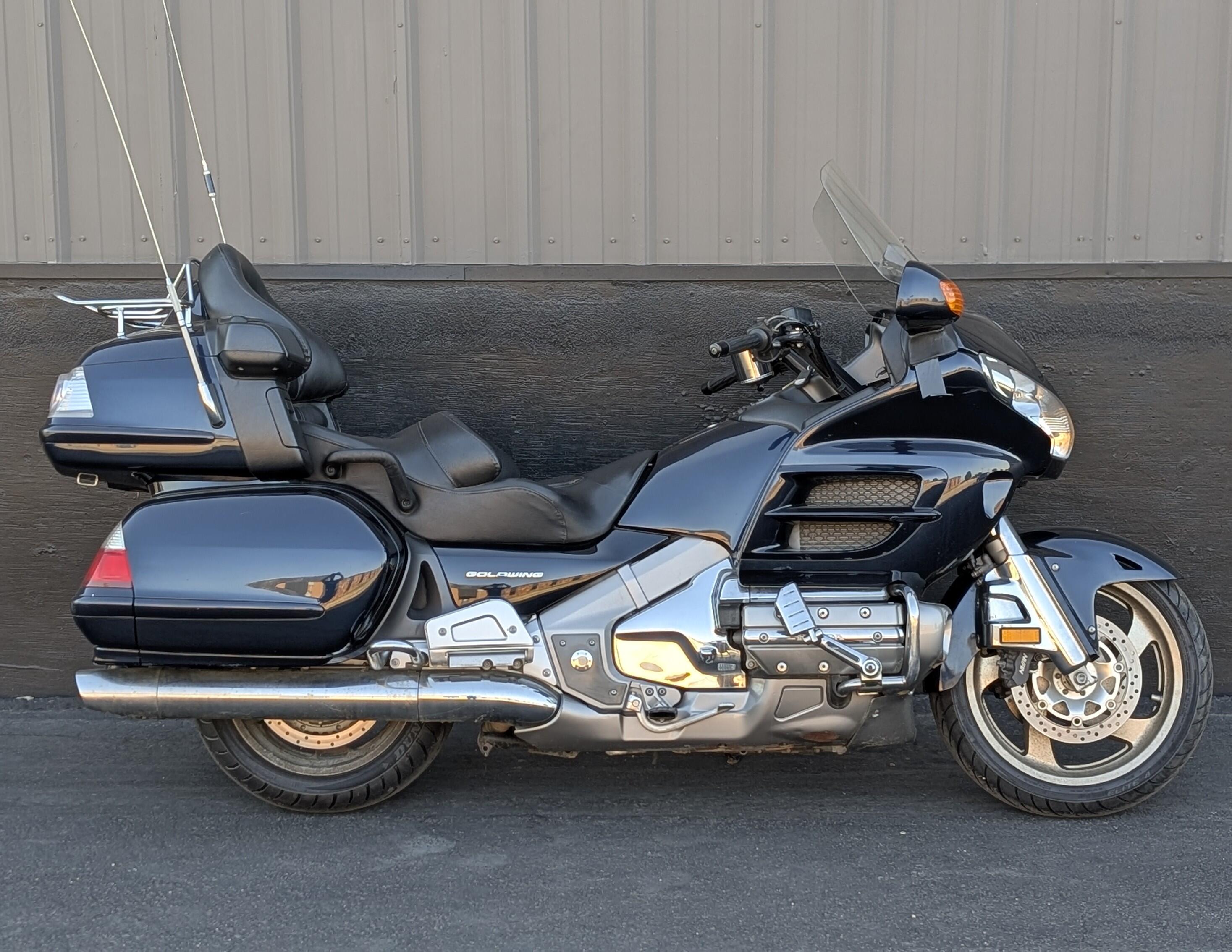 2009 HONDA GOLD WING