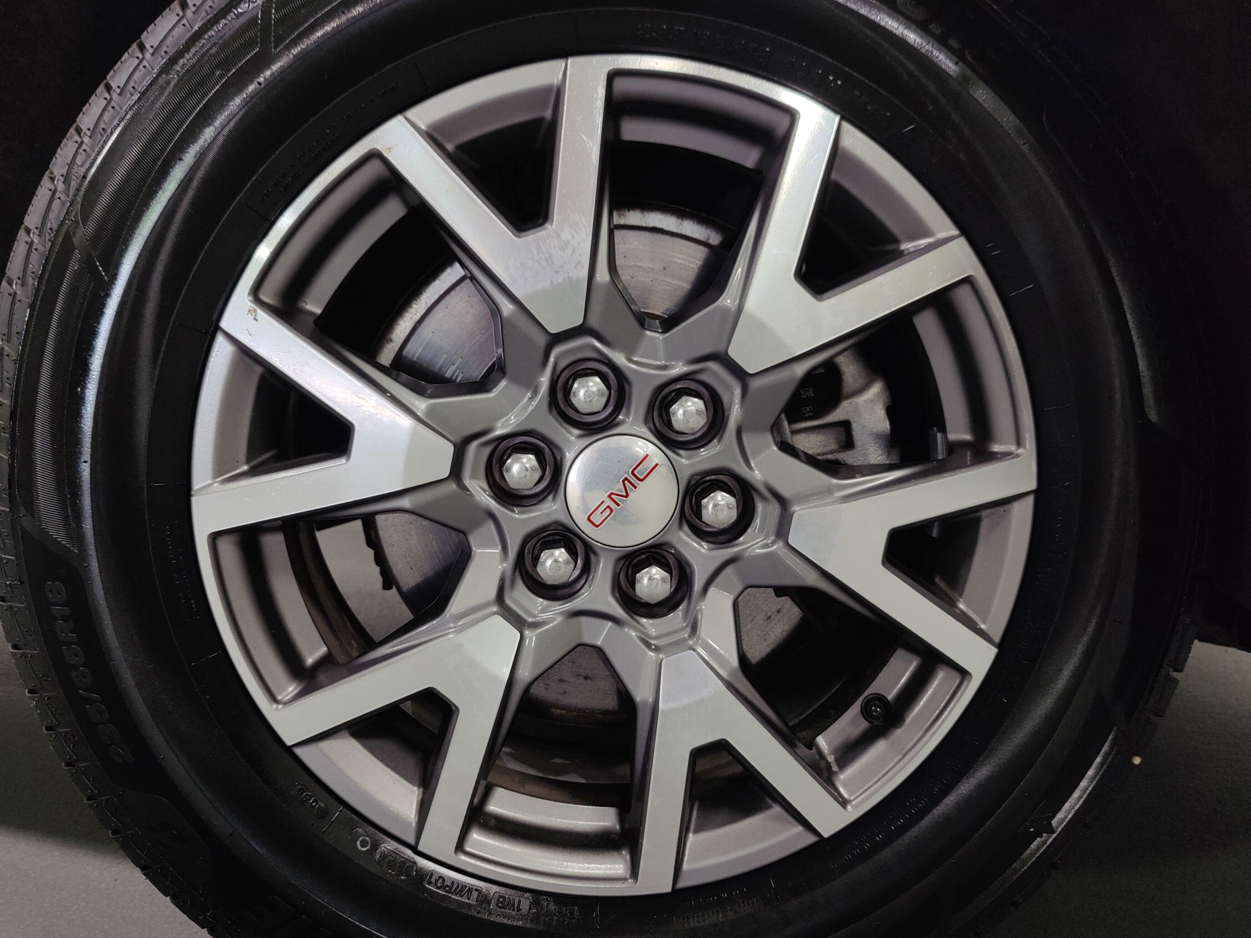 2021 GMC Acadia SLT - Photo 32