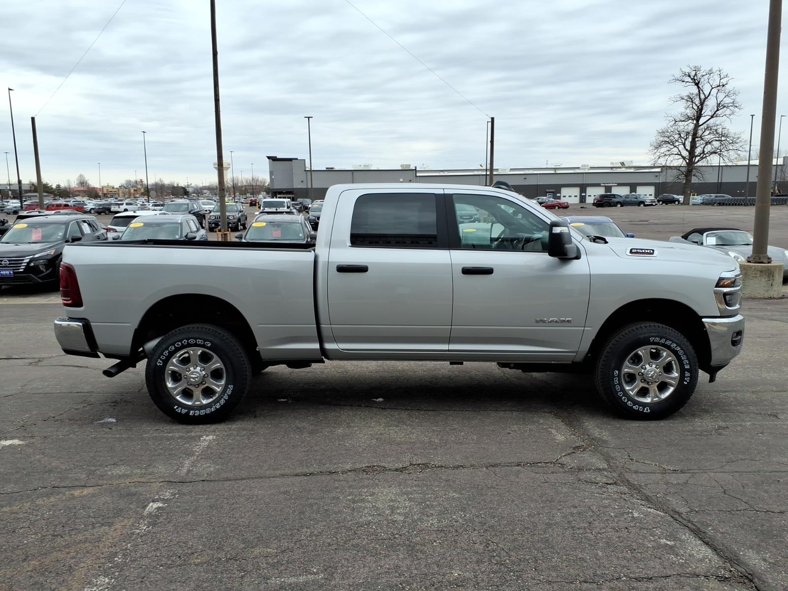 2026 RAM 2500 Big Horn - Photo 18