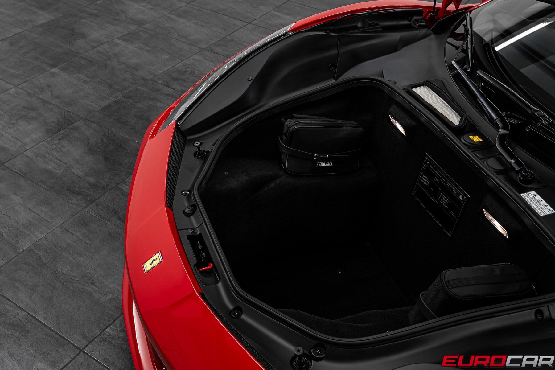 2017 Ferrari 488 Spider *CARBON INTERIOR * IMMACULATE CONDITION*Image 12