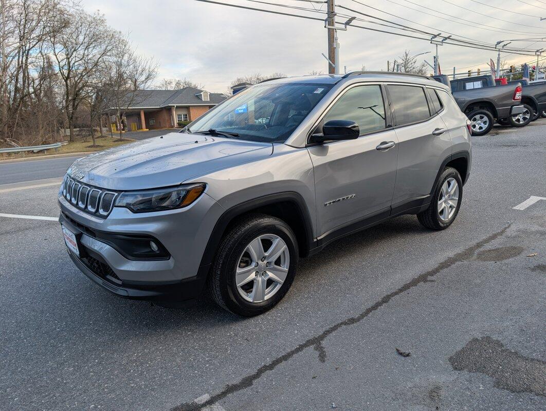 2022 Jeep Compass Latitude's photo
