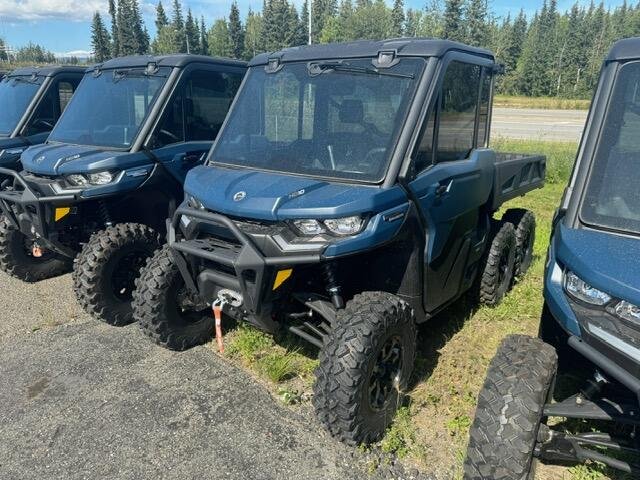 2026 Can-Am DEF 6X6 LMT CAB HD10