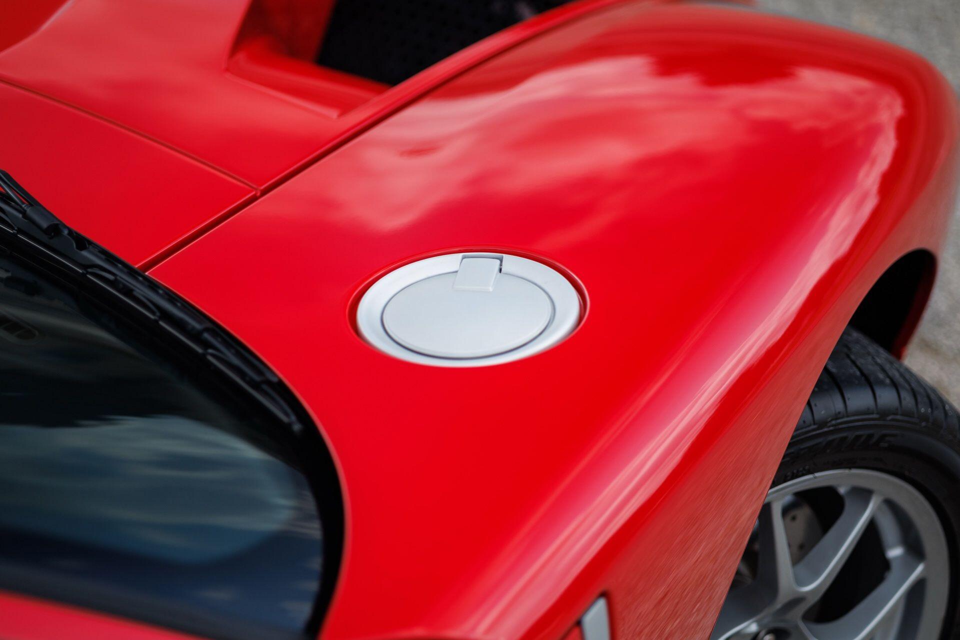 2005 Ford GT Base - Photo 31