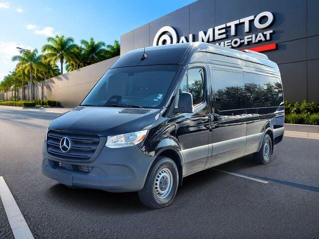 2025 Mercedes-Benz Sprinter 2500 High Roof I4 Diesel 170 RWD