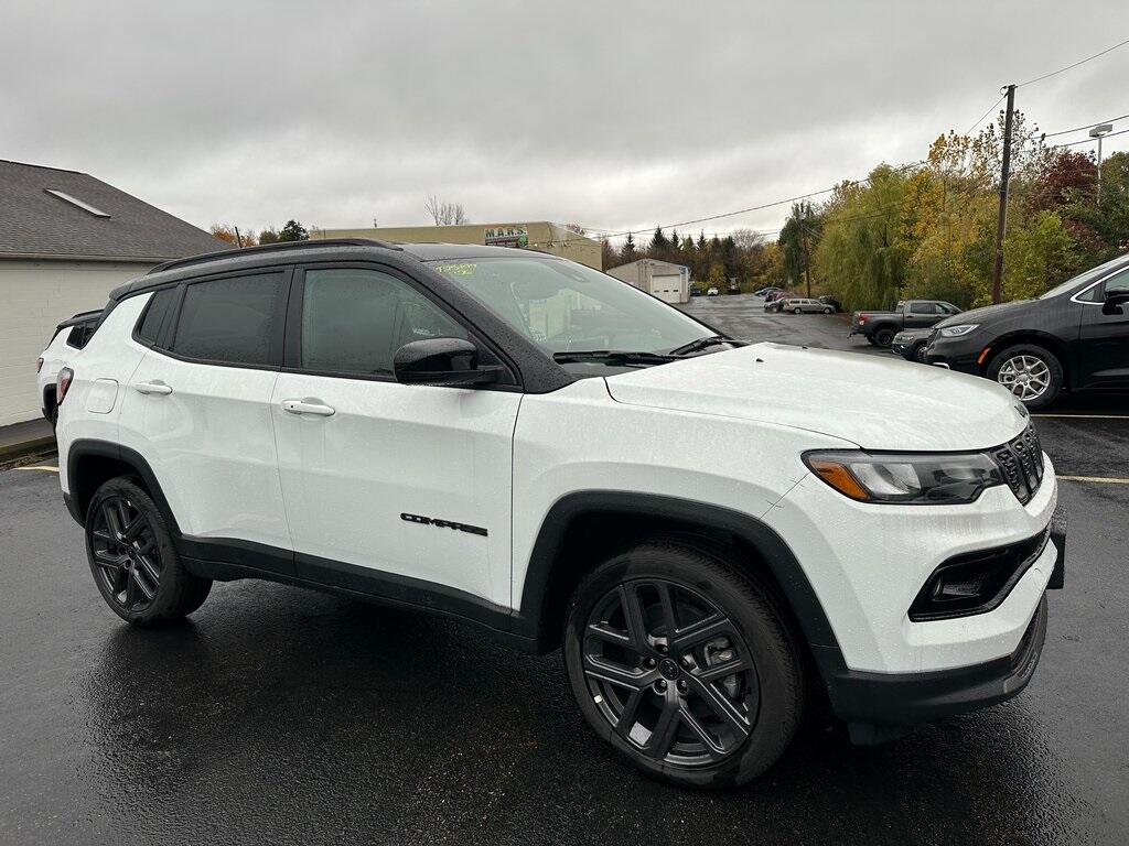 2026 Jeep Compass Limited Altitude's photo