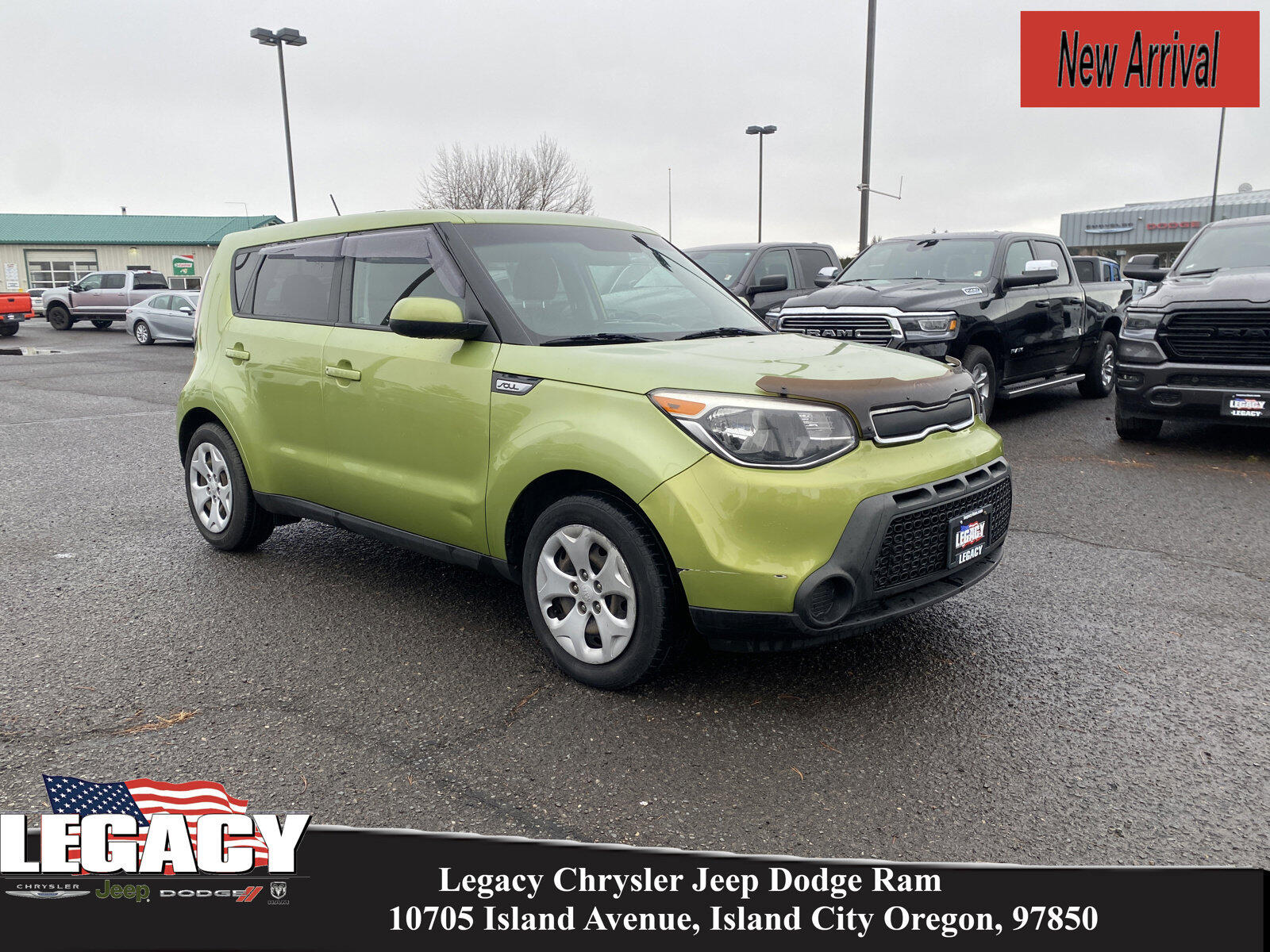 Used 2015 Kia Soul Base with VIN KNDJN2A27F7815801 for sale in Island City, OR