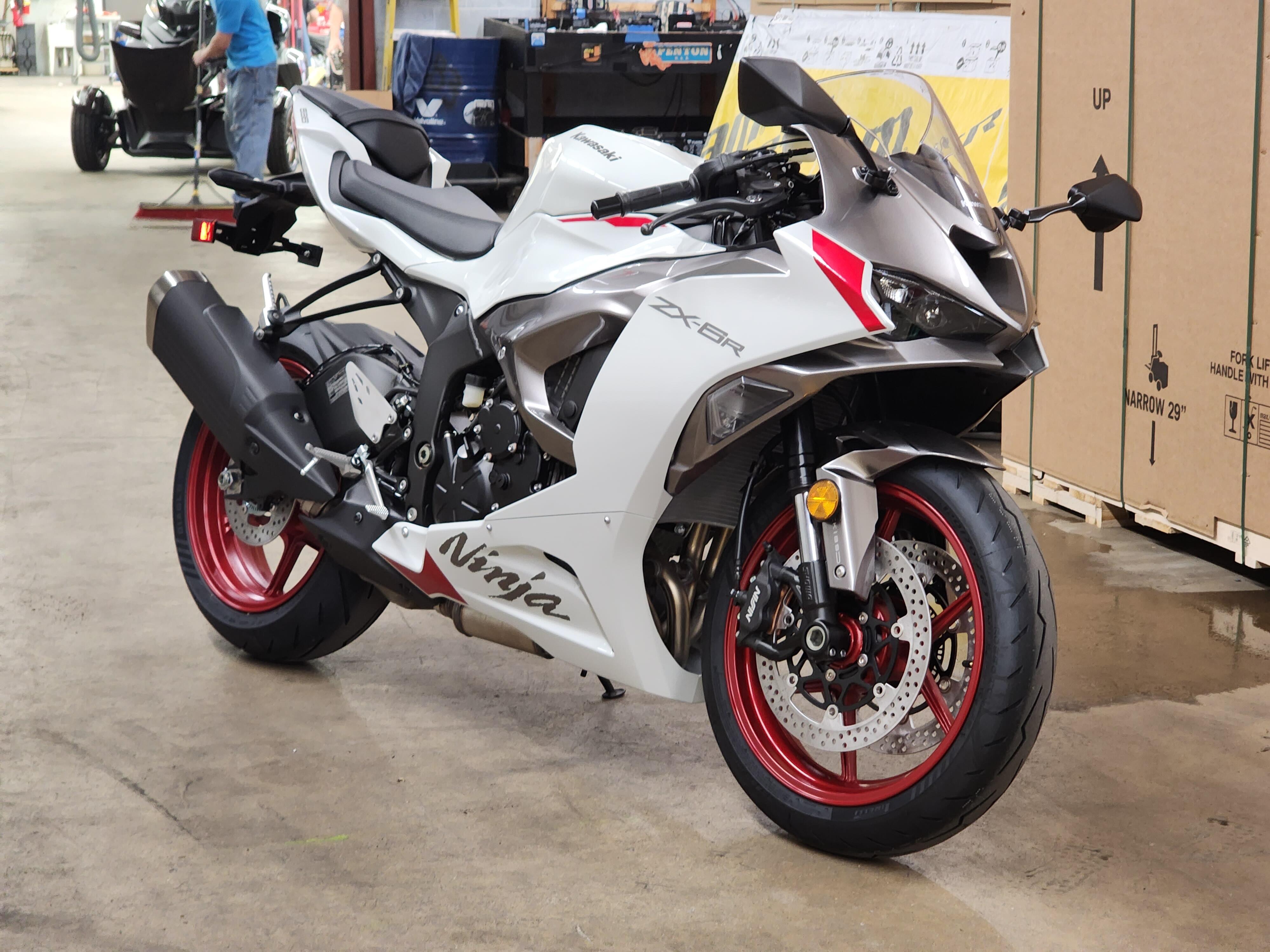 New 2025 Kawasaki NINJA ZX 6R ABS | Wild West Motoplex