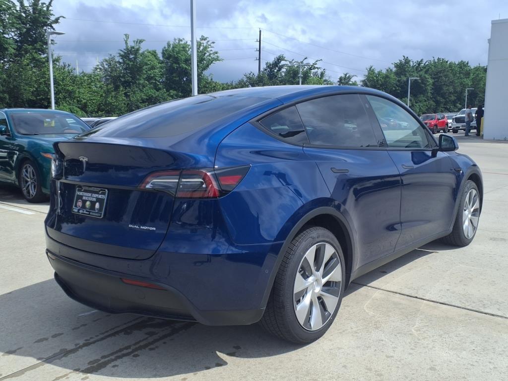 Used 2021 Tesla Model Y Long Range with VIN 5YJYGDEE2MF249143 for sale in Spring, TX