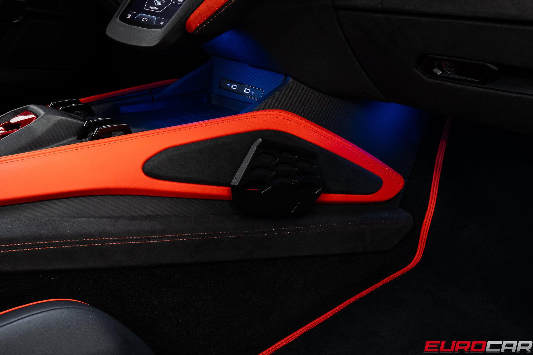 2025 Lamborghini Revuelto *HUGE CARBON OPTIONS * PASSENGER DISPLAY*Image 42