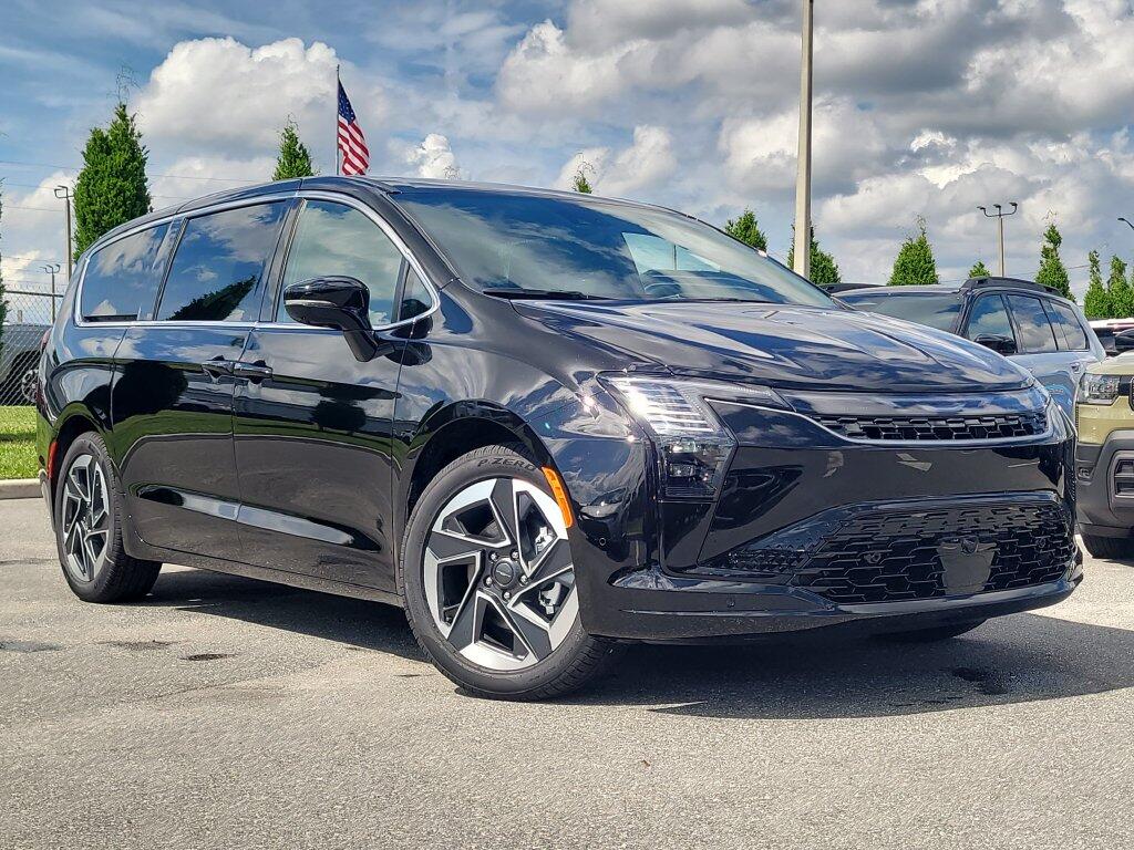 2027 Chrysler Pacifica Pacifica Limited