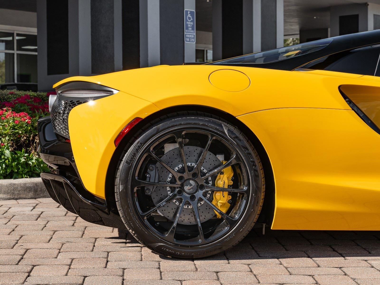 Used 2025 McLaren Artura TechLux