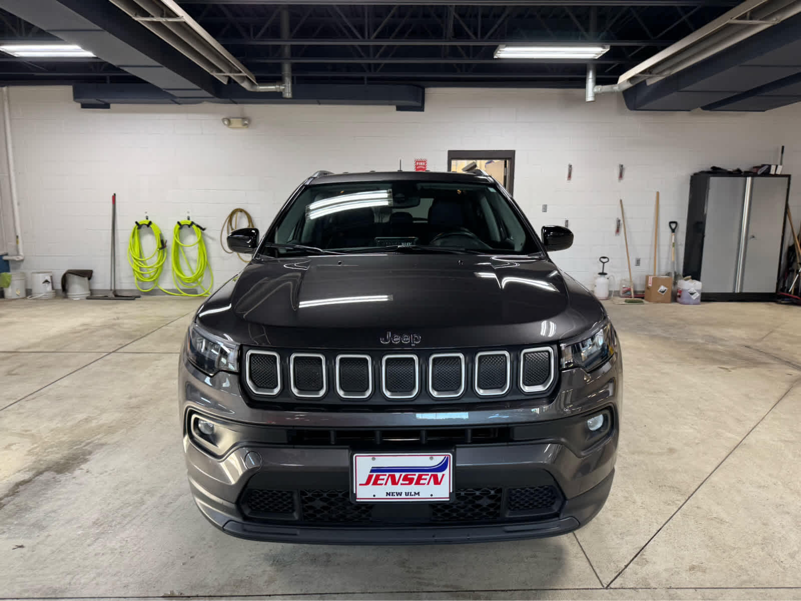 Used 2022 Jeep Compass Latitude with VIN 3C4NJDBB9NT108118 for sale in New Ulm, Minnesota