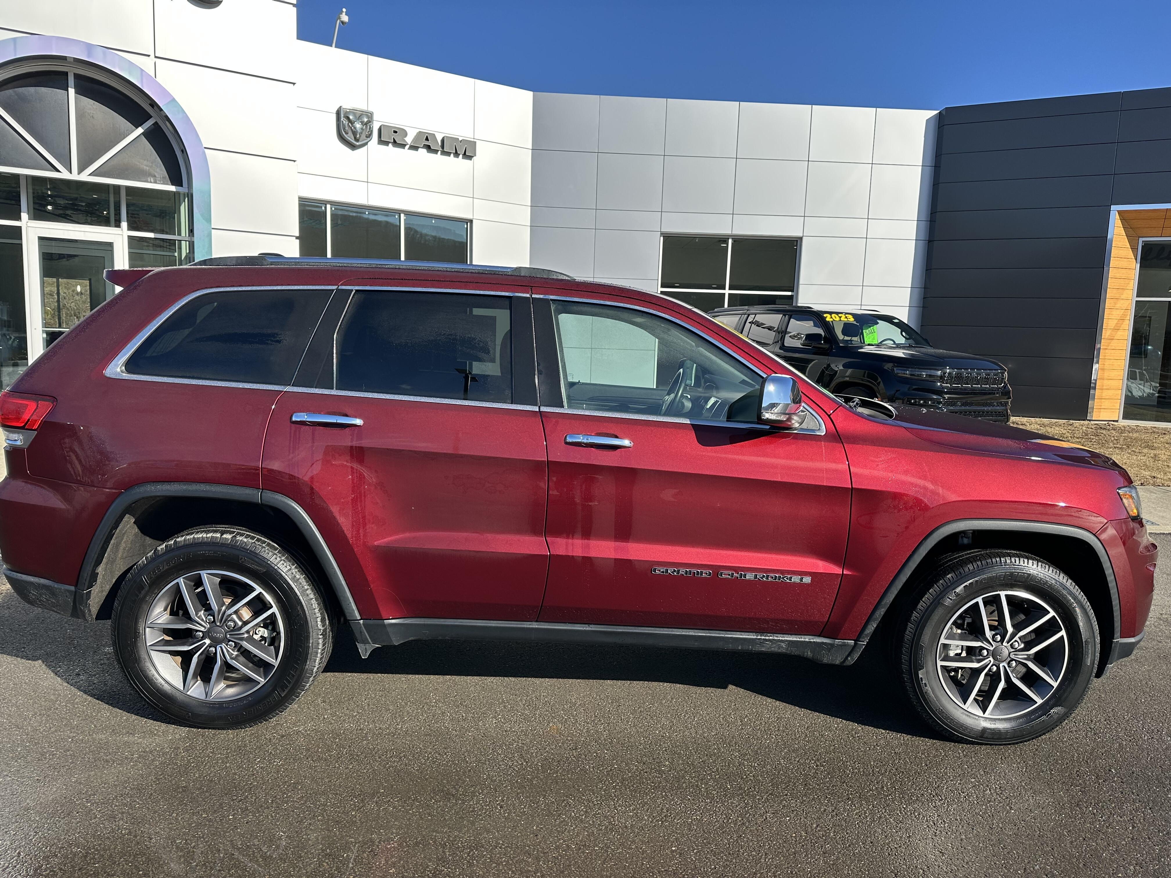 Used 2021 Jeep Grand Cherokee Limited with VIN 1C4RJFBG6MC752811 for sale in Elmira, NY