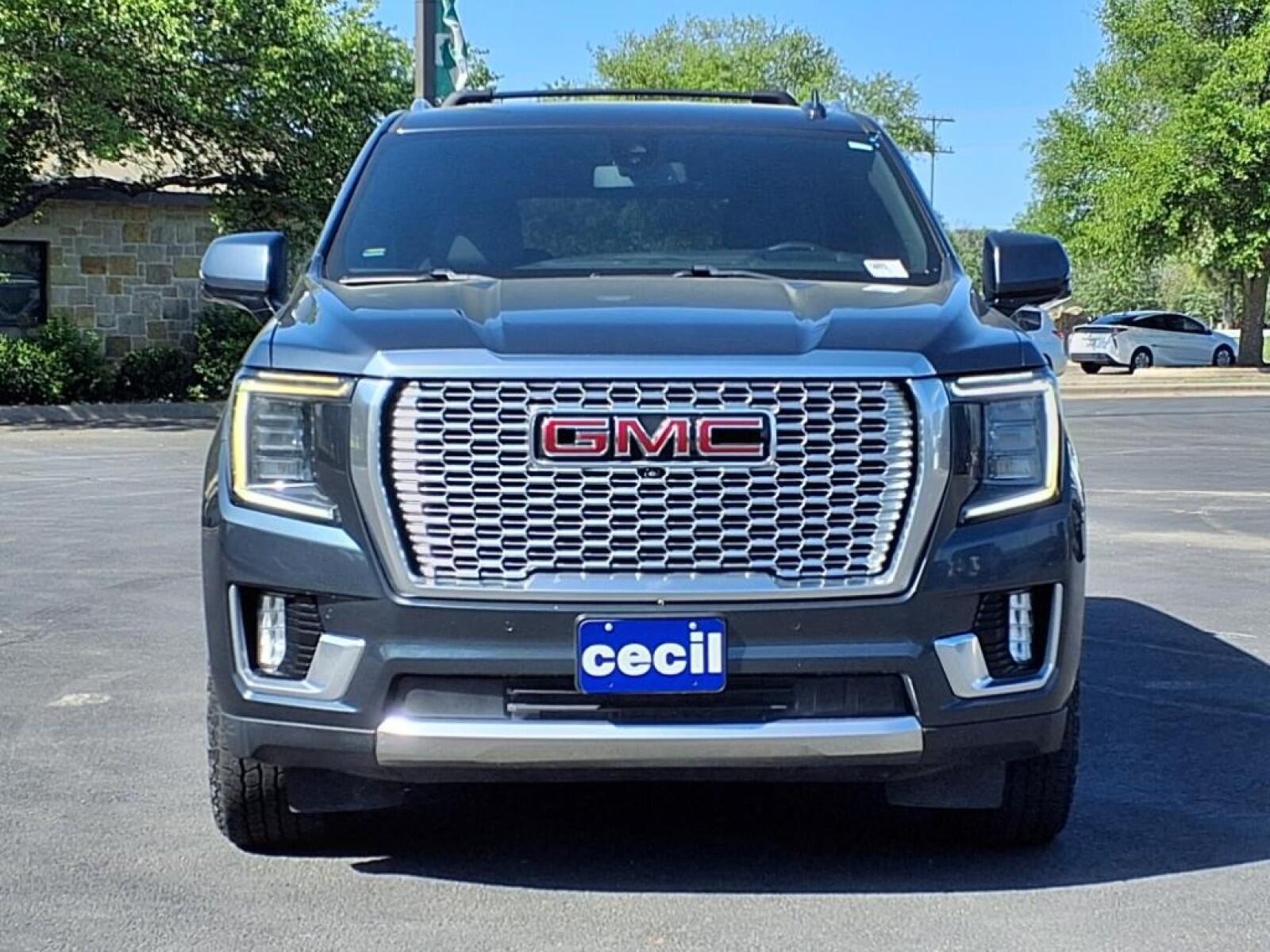 Used 2021 GMC Yukon XL Denali with VIN 1GKS2JKL6MR210611 for sale in Burnet, TX