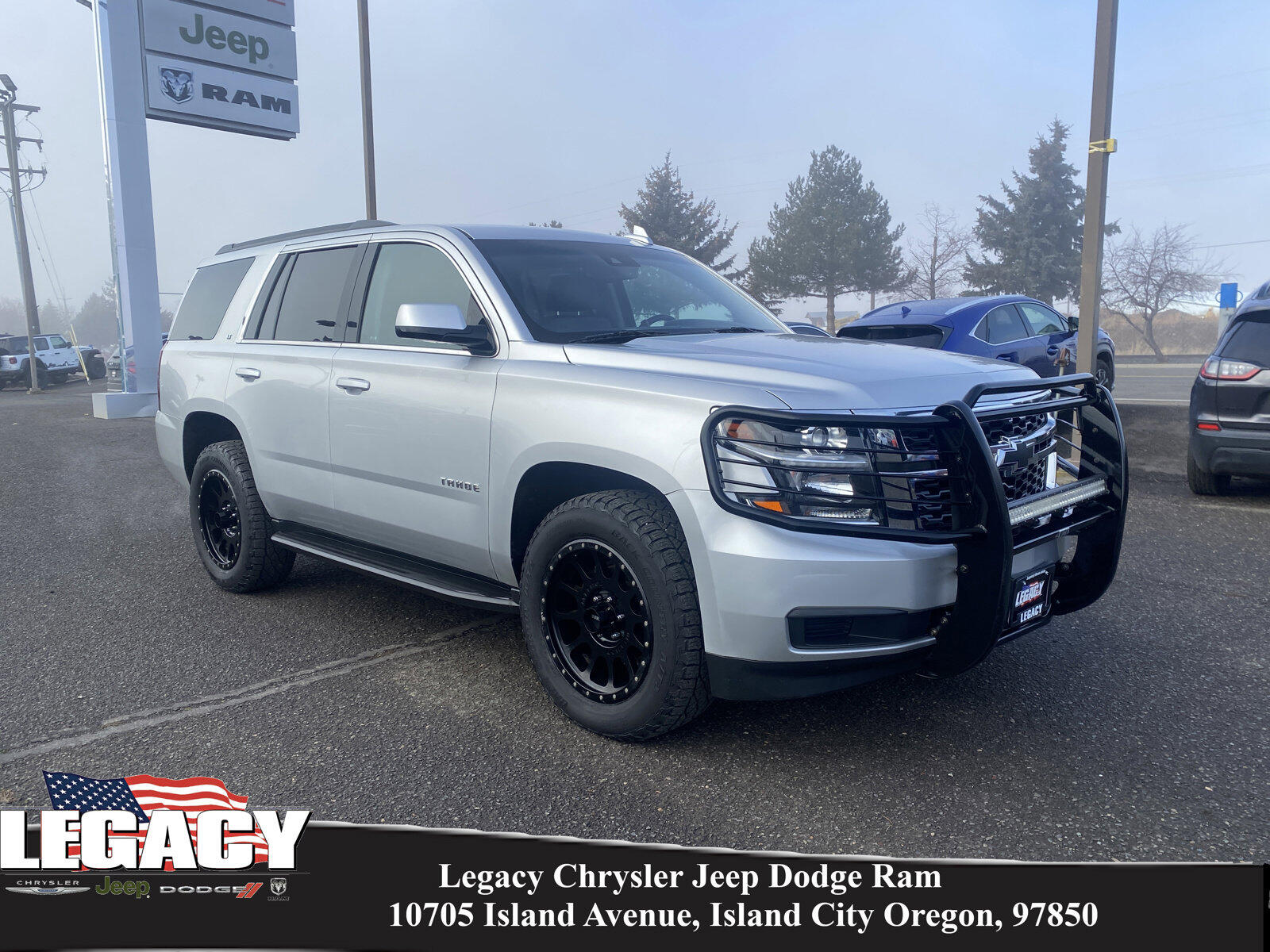 Used 2019 Chevrolet Tahoe LT with VIN 1GNSKBKCXKR142075 for sale in Island City, OR