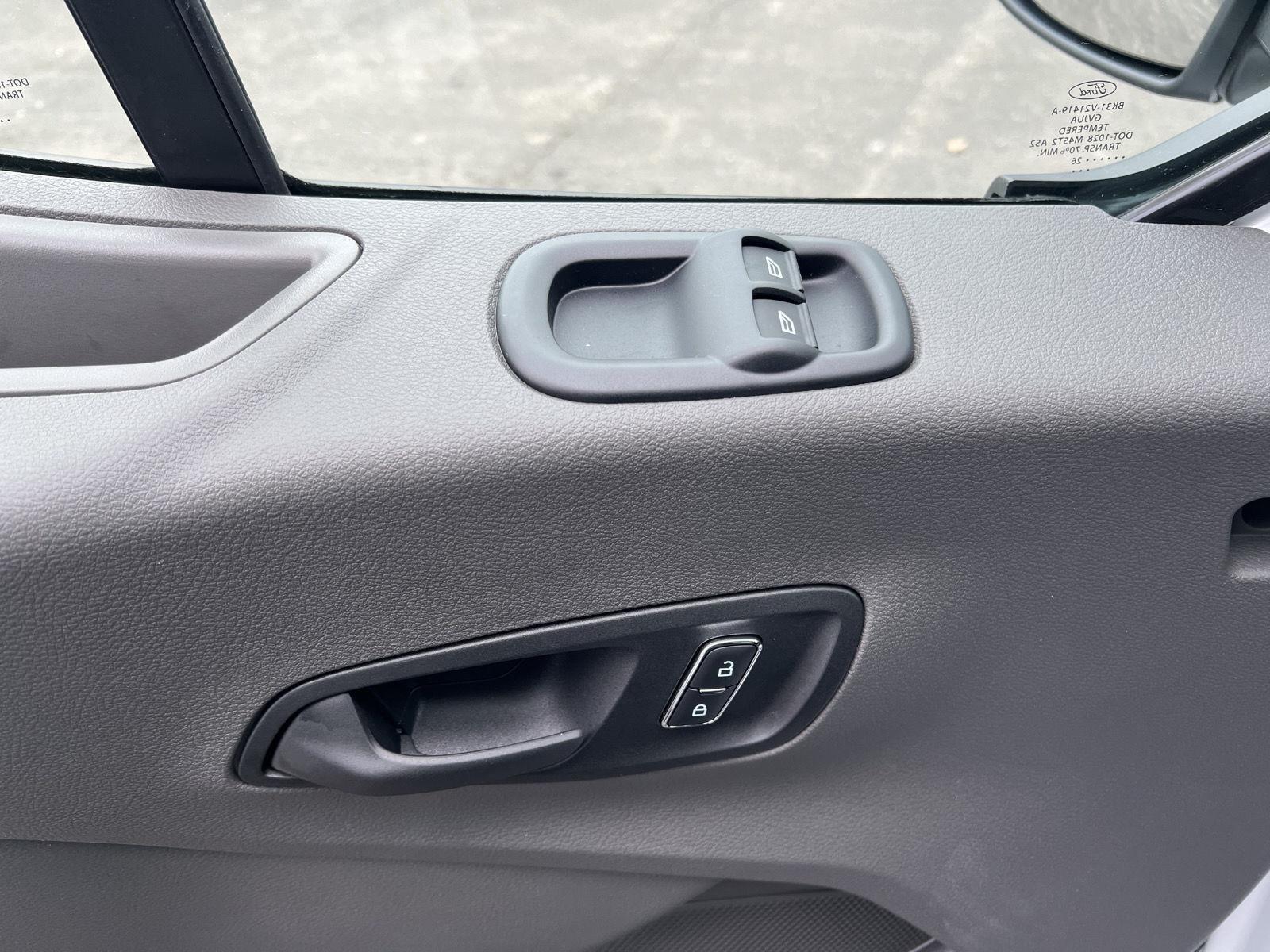 2026 Ford Transit Van Base - Photo 13