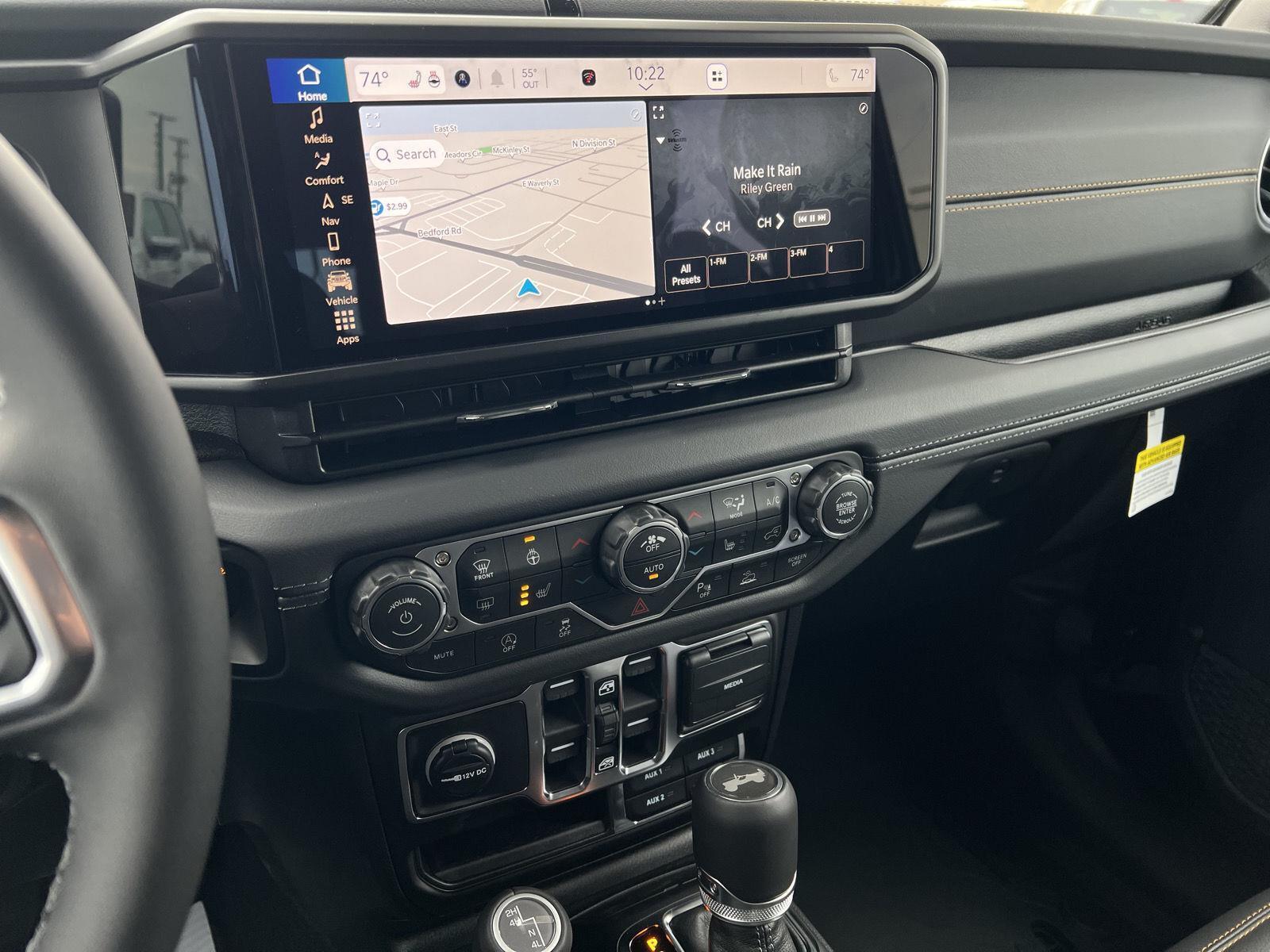 2026 Jeep Wrangler 4-Door Sahara - Photo 26