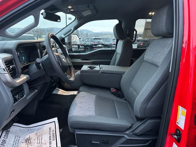 2026 Ford F-350 Super Duty XLT - Photo 14