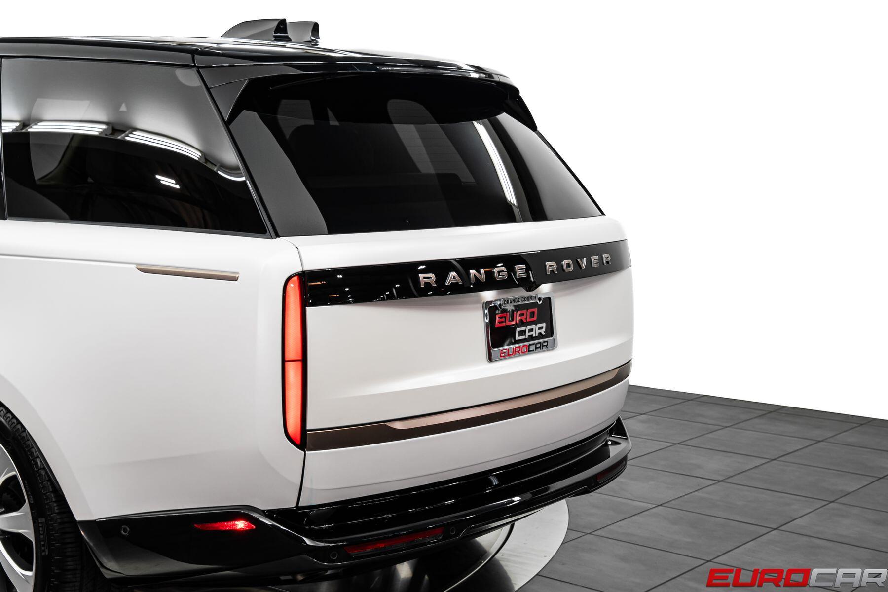 2026 Land Rover Range Rover SV *EXECUTIVE REAR SEATS * REAR ENTERTAINMENT*Image 16