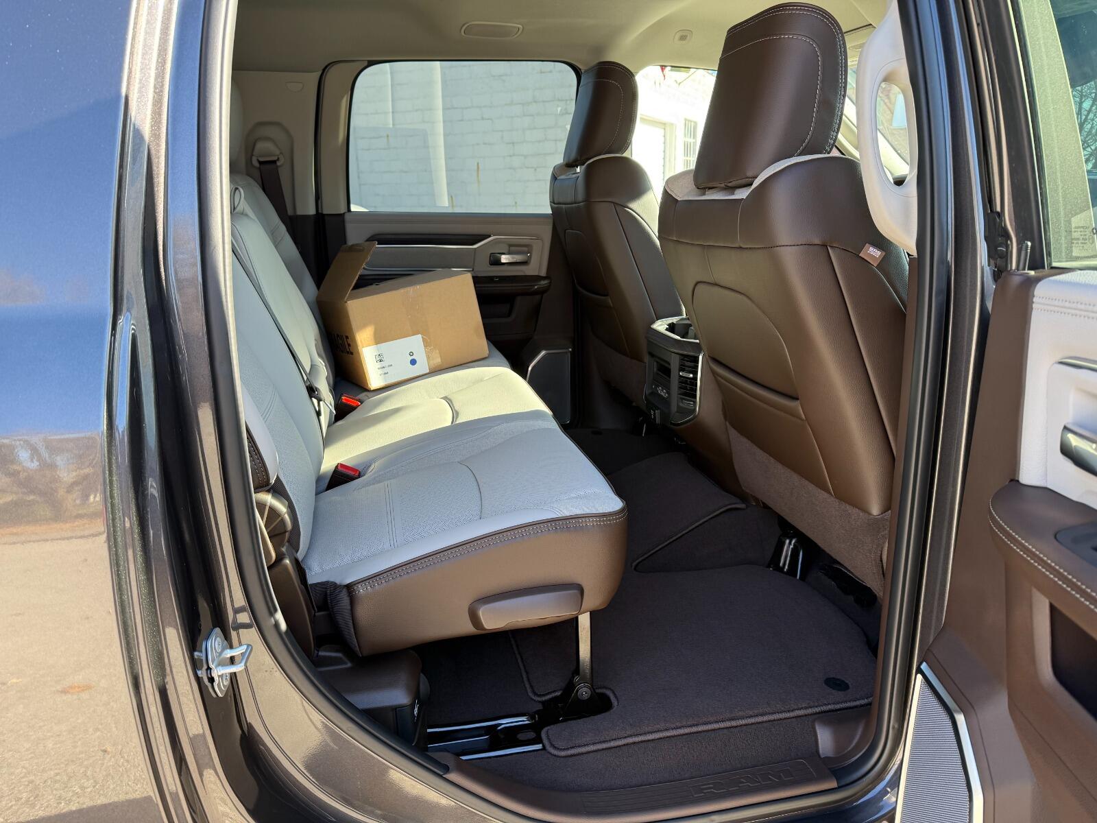 2026 RAM 2500 Laramie - Photo 12
