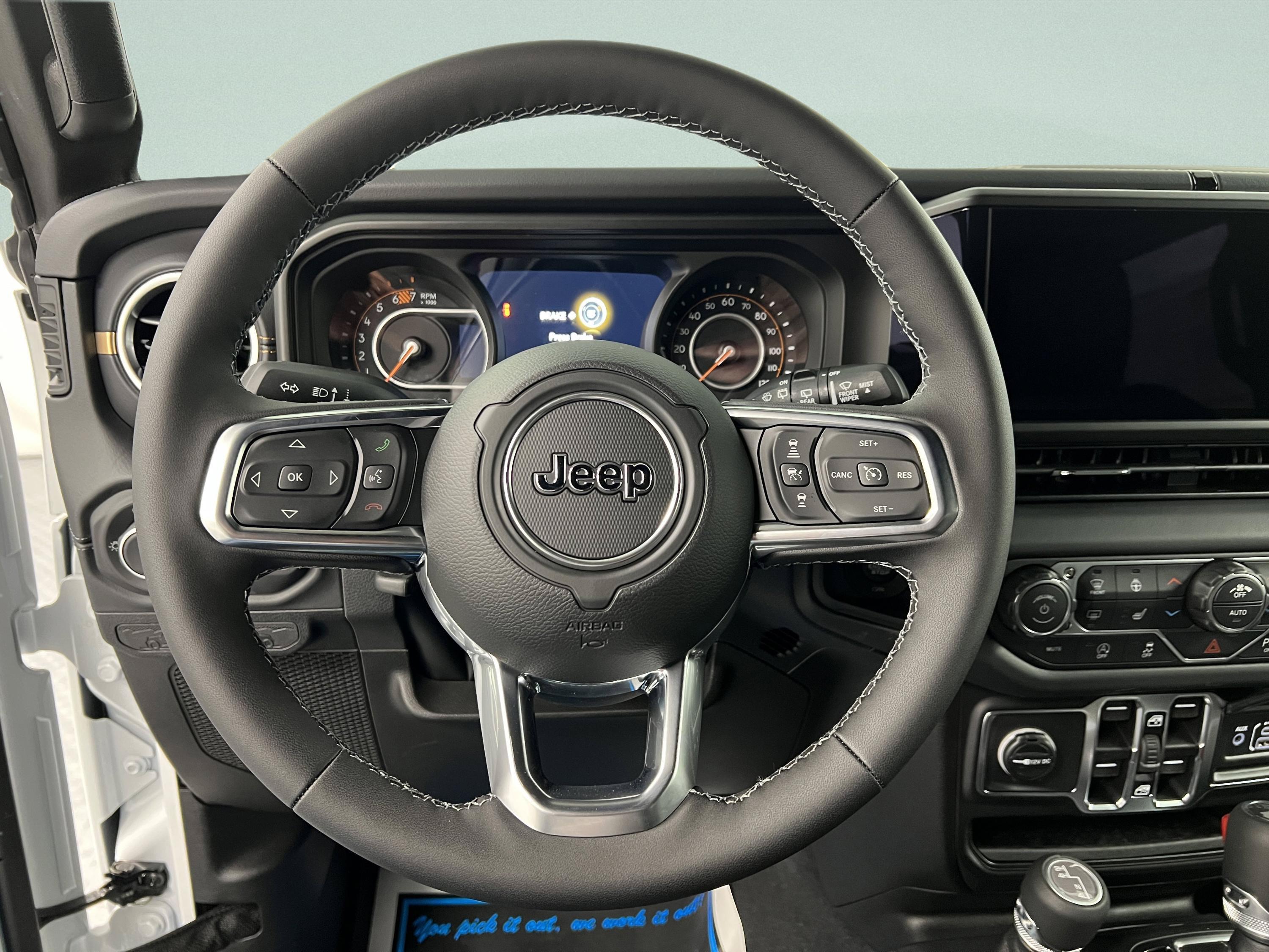 2026 Jeep Wrangler 4-Door Sahara - Photo 25