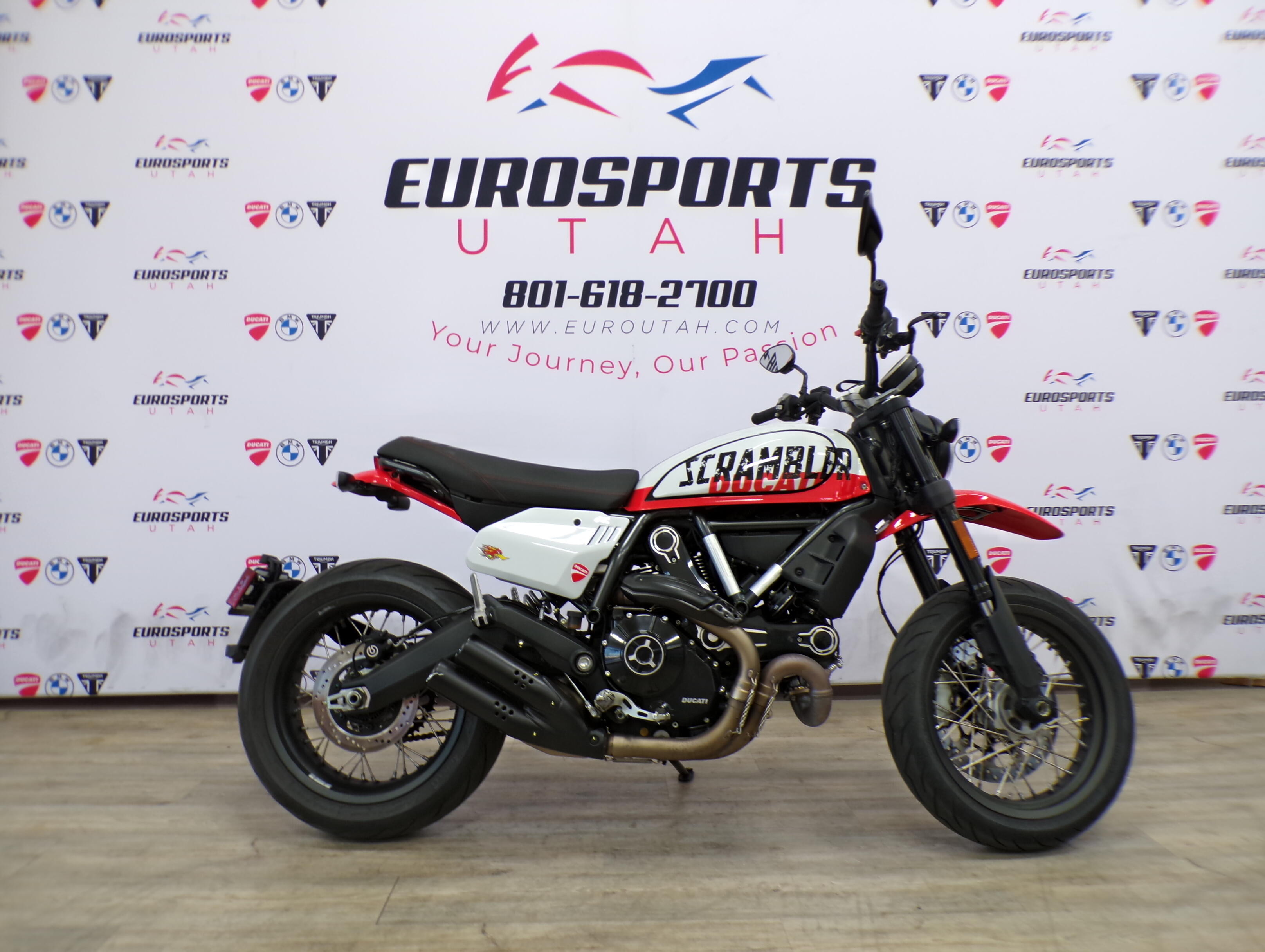 2023 Ducati Scrambler Urban Motard