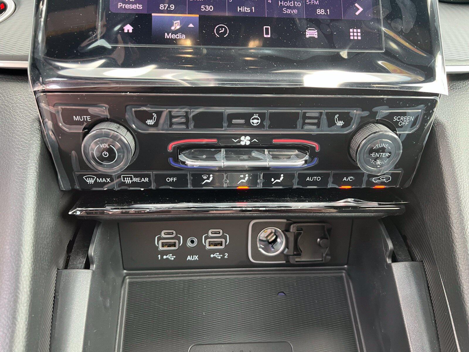 2025 Jeep Grand Cherokee Altitude - Photo 25