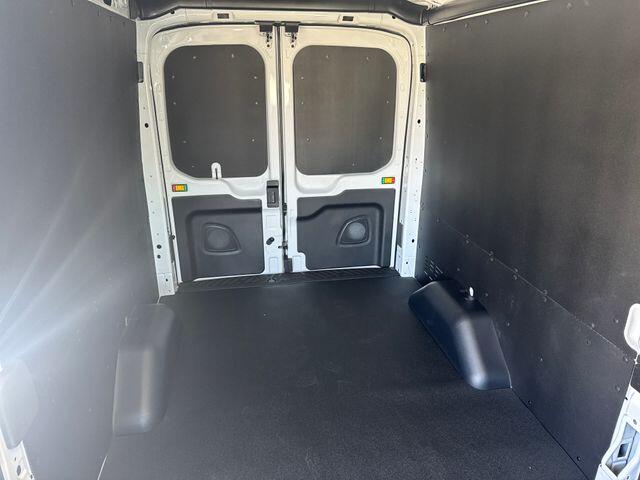 2026 Ford Transit Van Base - Photo 17