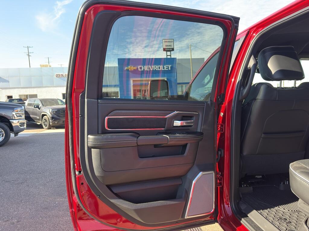 2026 RAM 2500 Laramie - Photo 12