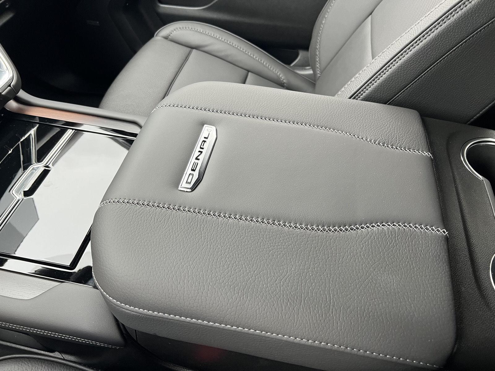 2026 GMC Yukon Denali - Photo 39