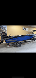 New 2025 SMOKERCRAFT ADV188T 