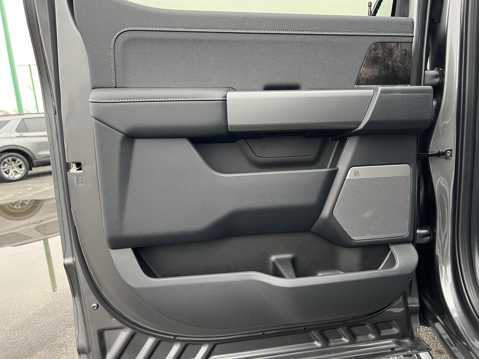 2026 Ford F-350 Super Duty Lariat - Photo 27