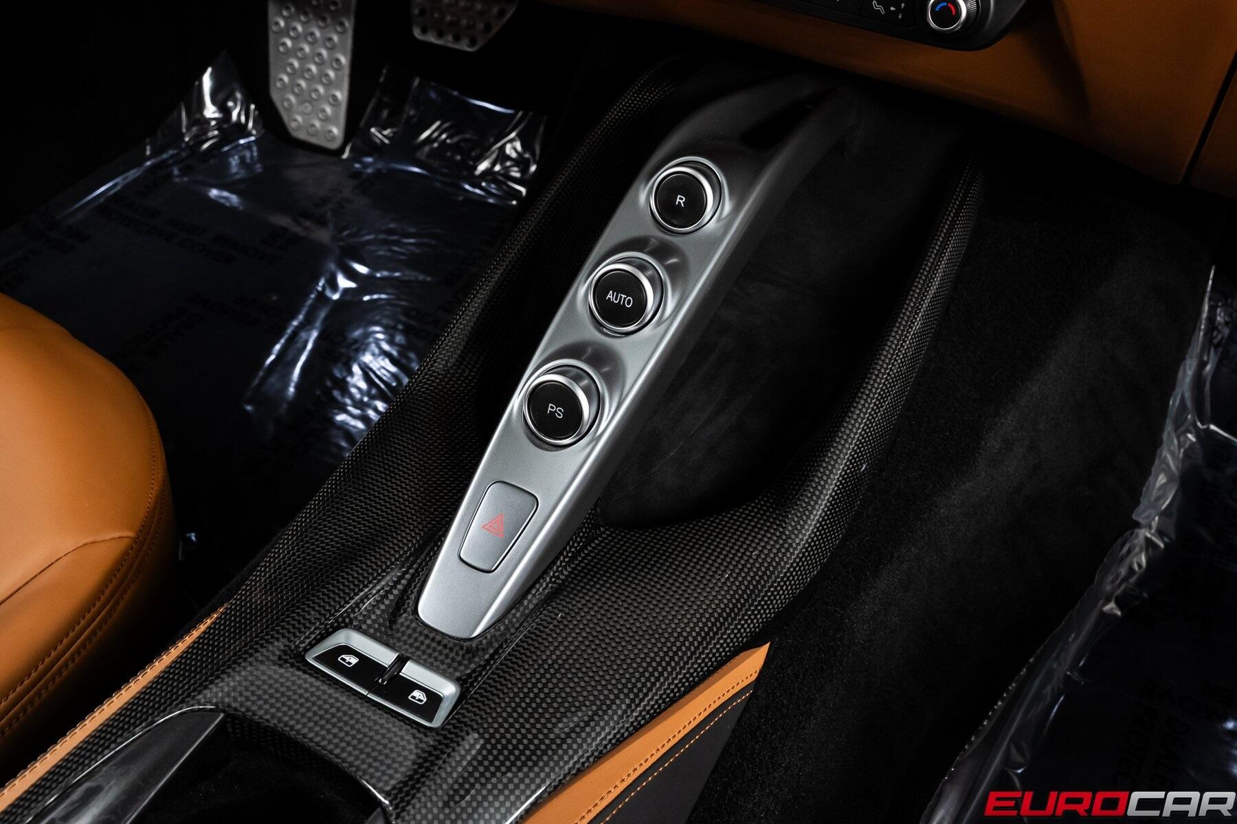 2020 Ferrari 812 Superfast *CARBON FIBER STEERING WHEEL * DAYTONA  SEATS*Image 34