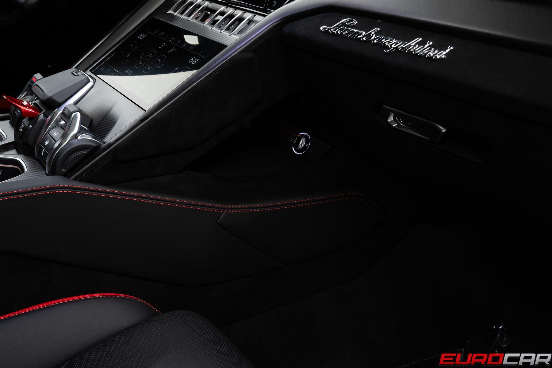 2024 Lamborghini Urus Performante *HUGE CARBON OPTIONS * PANORAMIC ROOF*Image 43