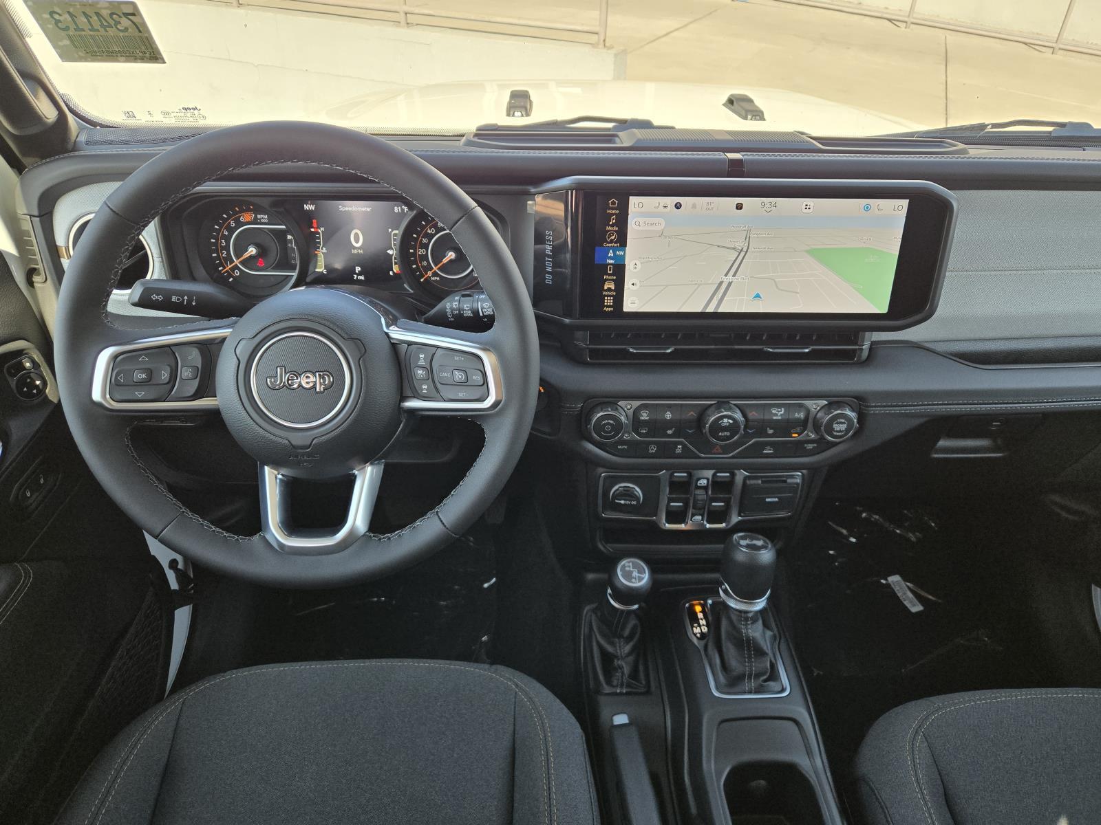 2025 Jeep Wrangler 4-Door Sahara - Photo 6