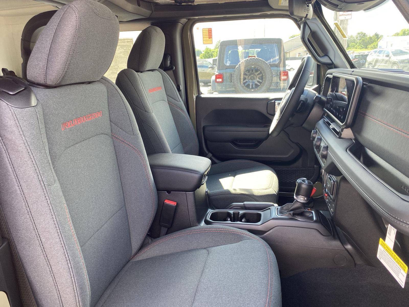 2026 Jeep Wrangler 2-Door Rubicon - Photo 25