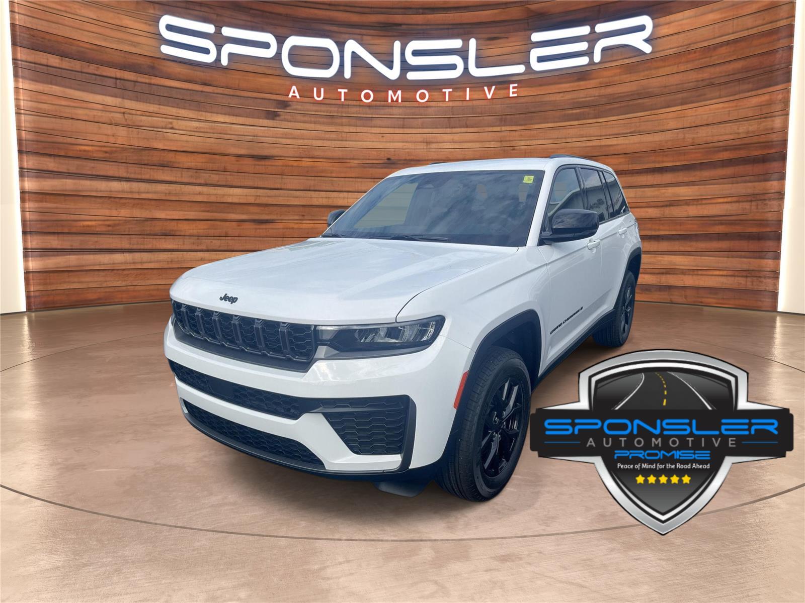 2027 Jeep Grand Cherokee Grand Cherokee Laredo Altitude 4x4