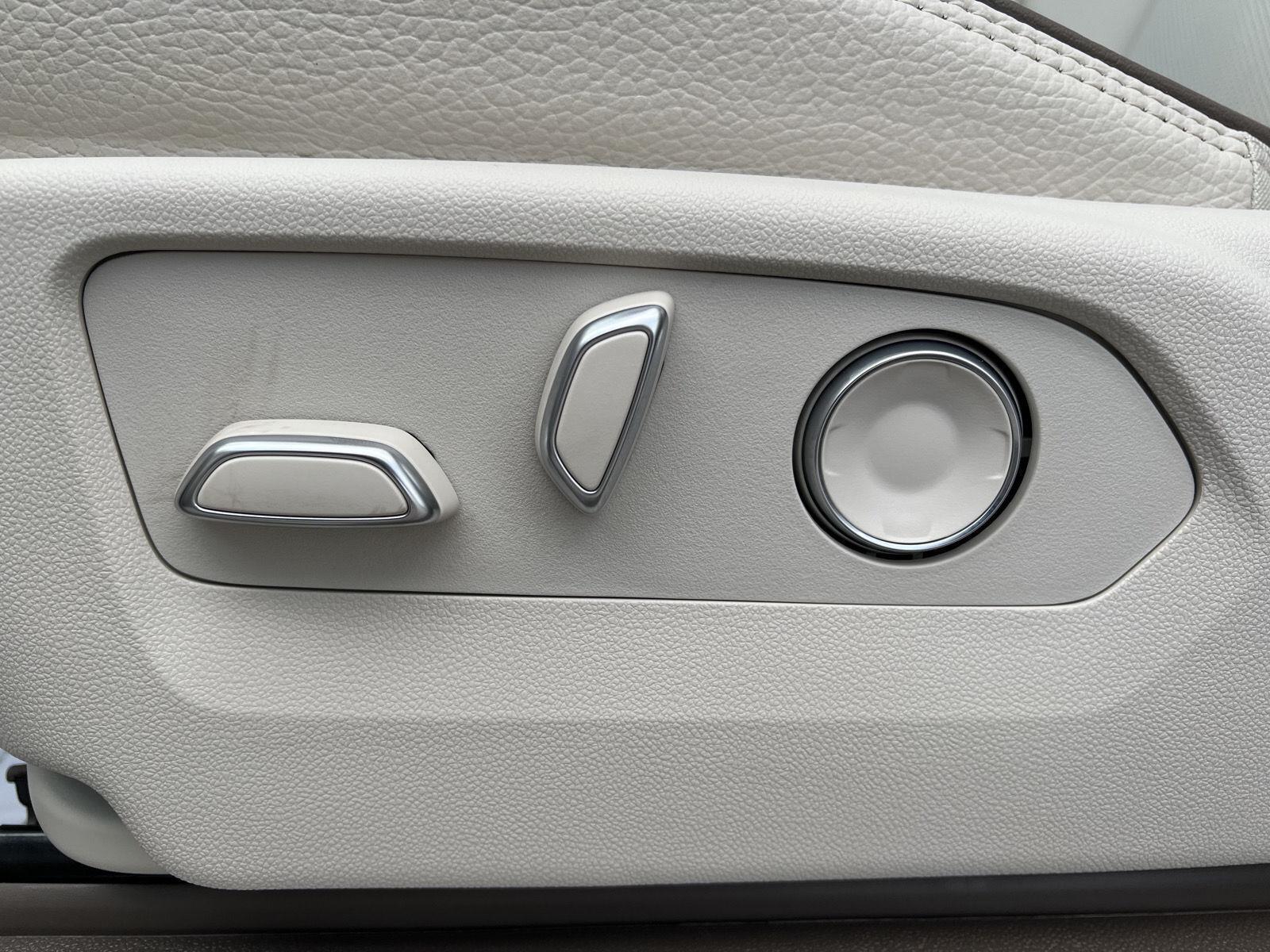 2026 GMC Yukon Denali - Photo 20