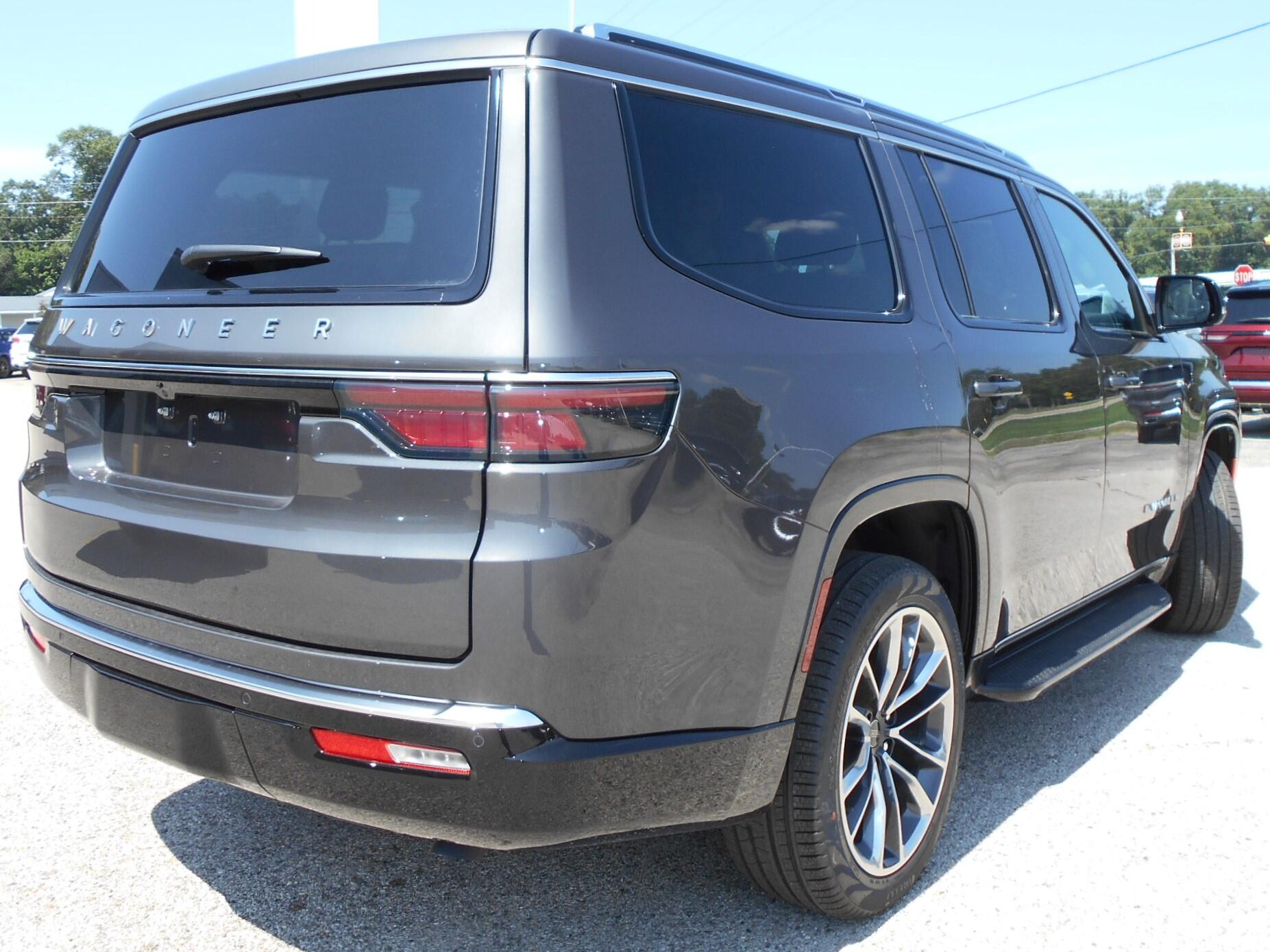 2025 Jeep Wagoneer Series II - Photo 34