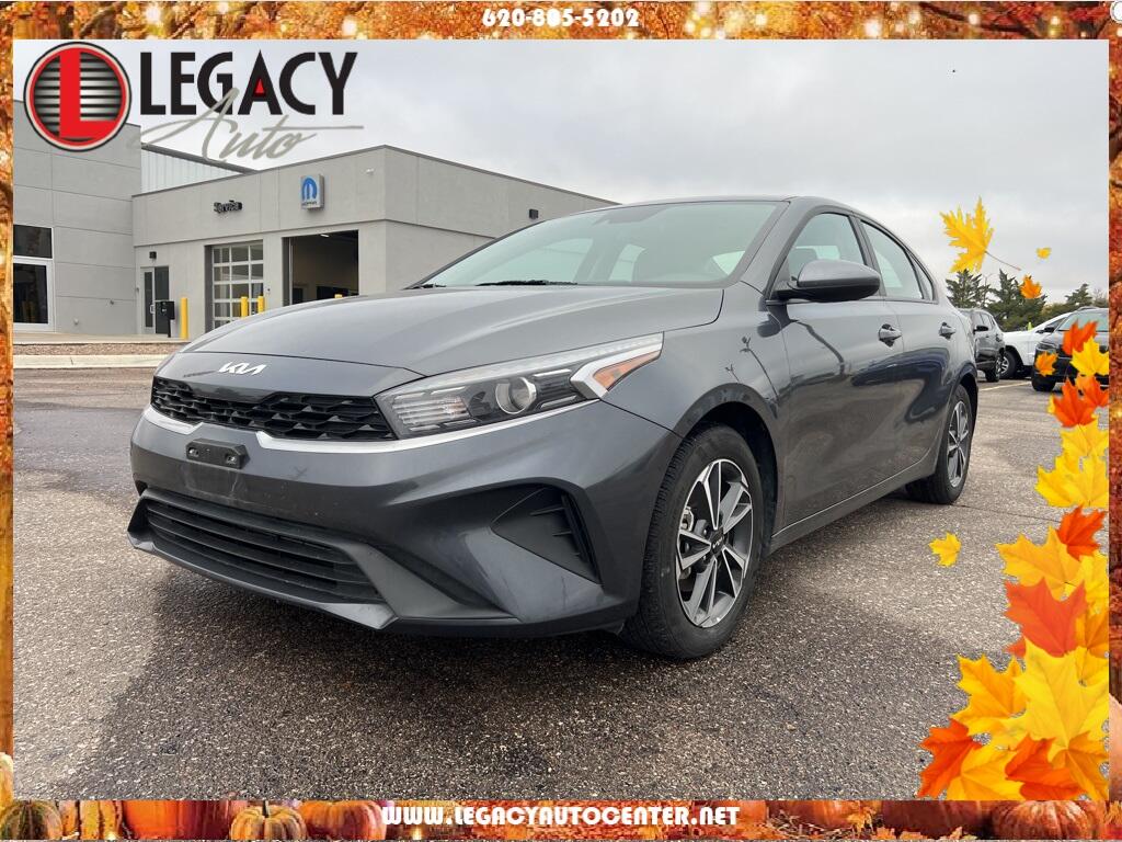 Used 2023 Kia Forte LXS with VIN 3KPF24AD6PE620950 for sale in Garden City, KS