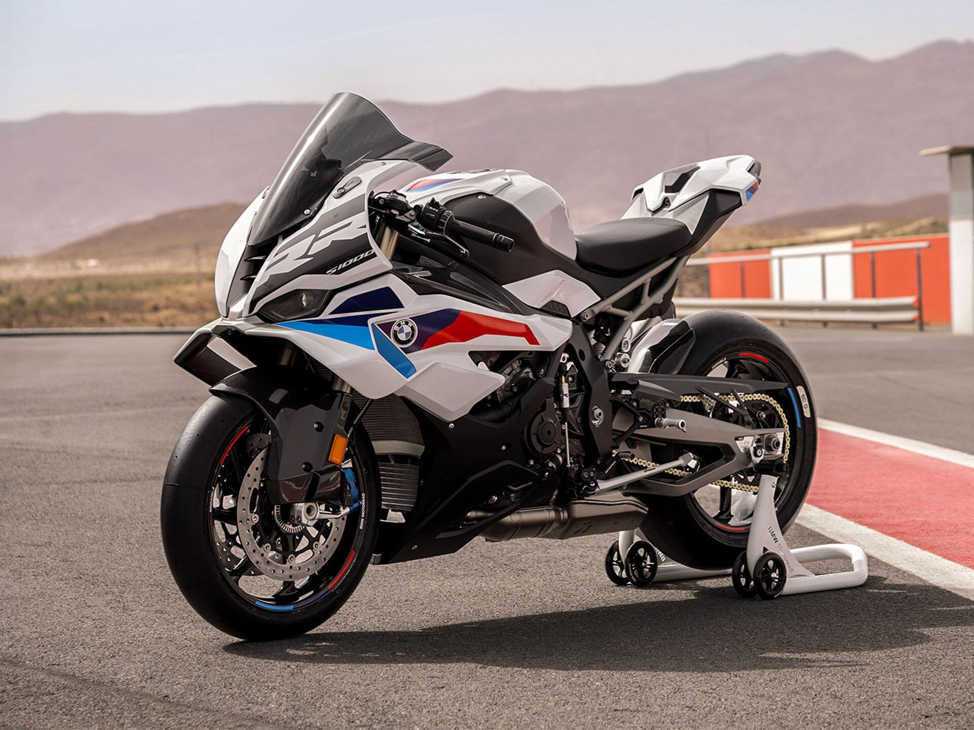 2026 BMW S 1000 RR