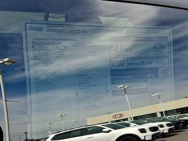 2026 Jeep Cherokee Laredo - Photo 17
