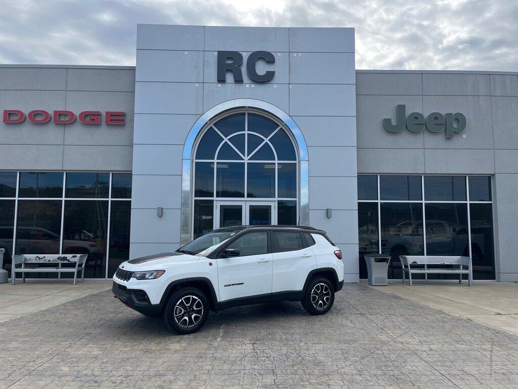 2026 Jeep Compass Trailhawk's photo