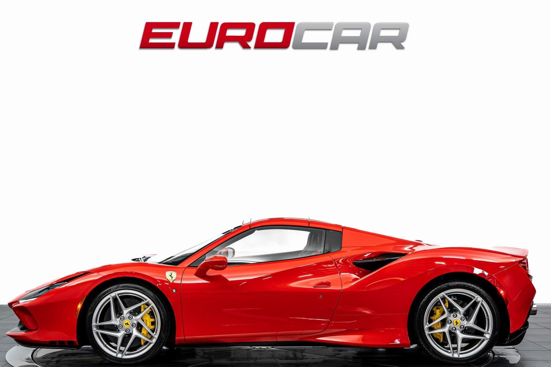 Used 2022 Ferrari F8 Spider *CARBON FIBER LED STEERING WHEEL * DAYTONA SEATS*Image 3
