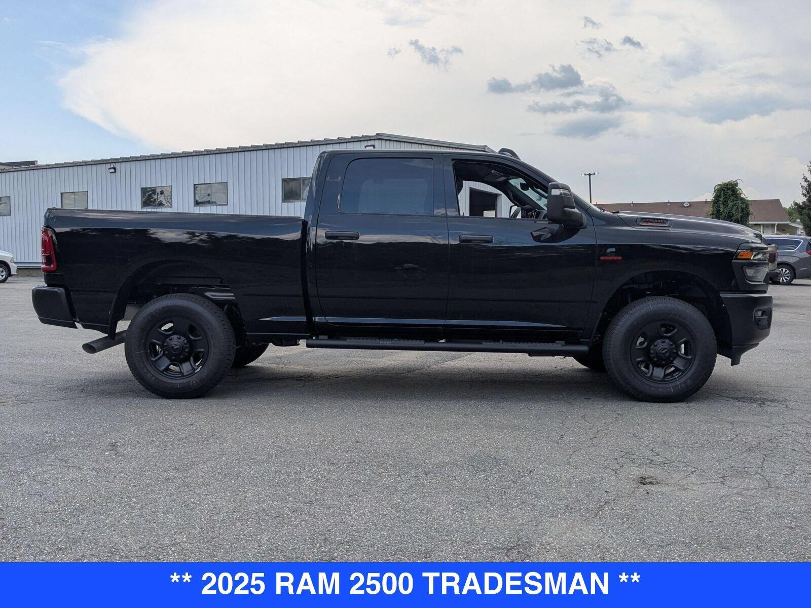 2025 RAM 2500 Tradesman - Photo 6