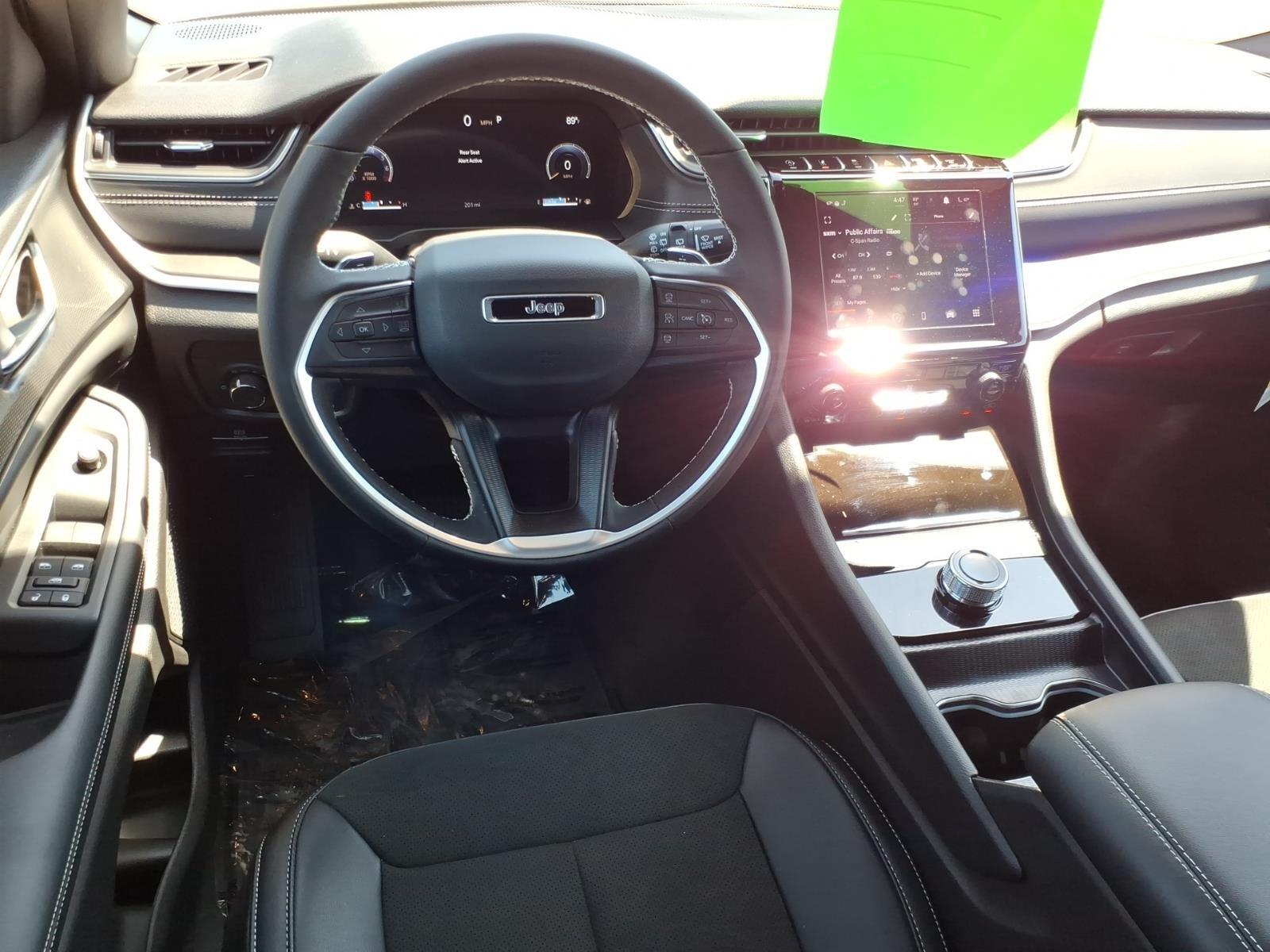 2025 Jeep Grand Cherokee L Altitude - Photo 9