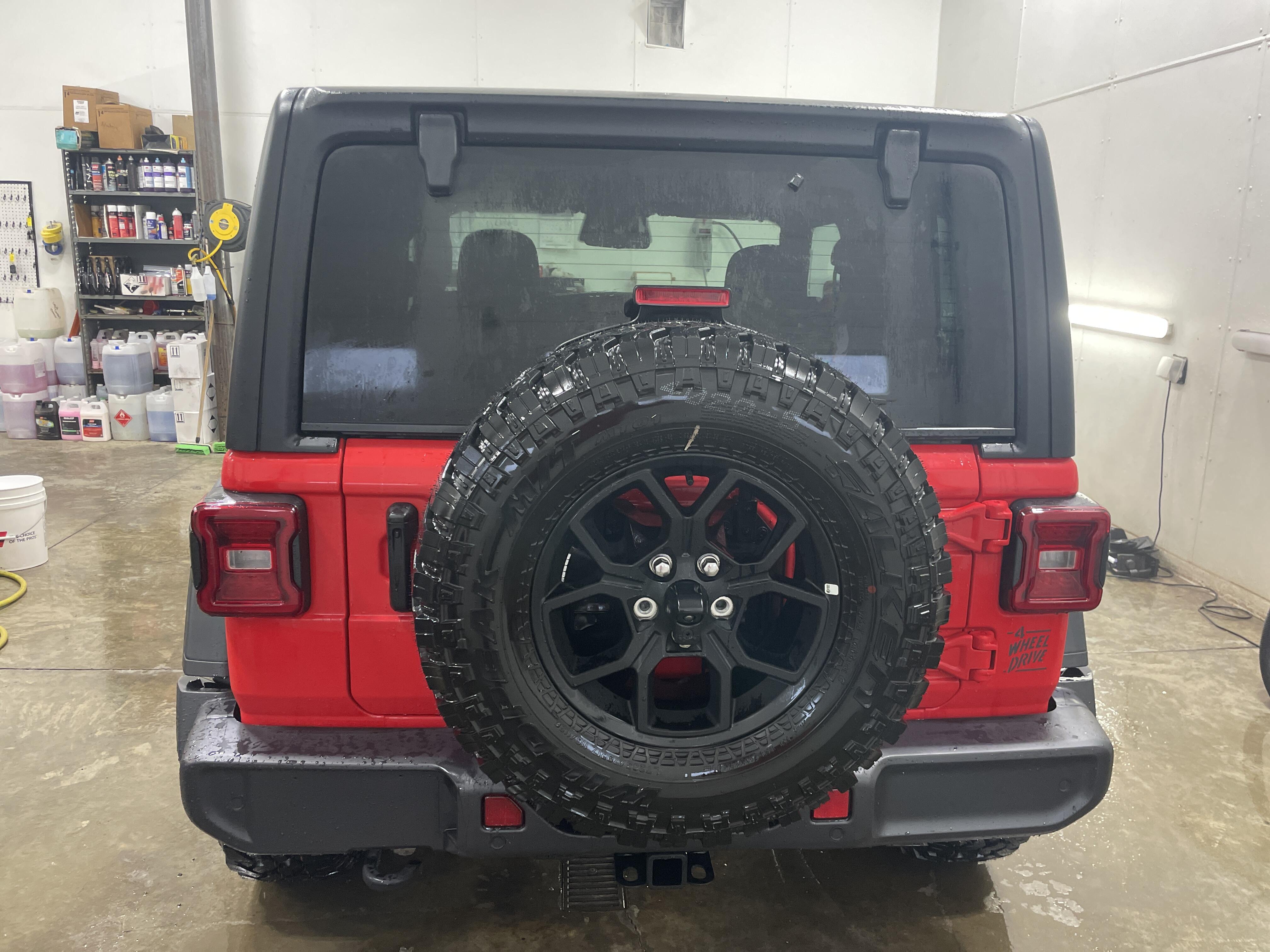 2026 Jeep Wrangler 2-Door Willys - Photo 9