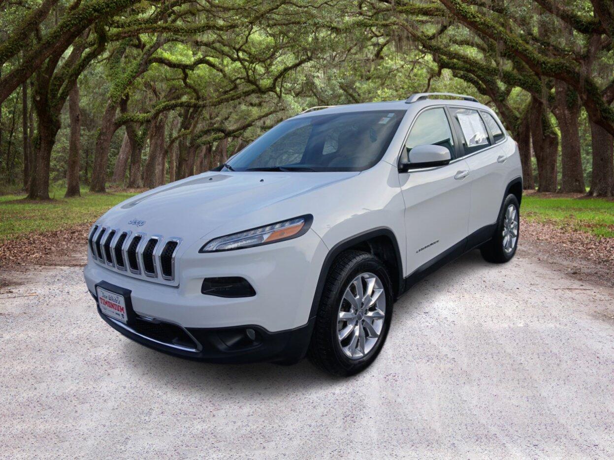 Used 2015 Jeep Cherokee Limited with VIN 1C4PJMDS6FW727499 for sale in Cockeysville, MD