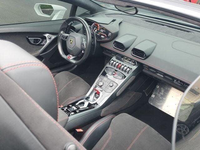 2017 Lamborghini Huracan Base - Photo 11