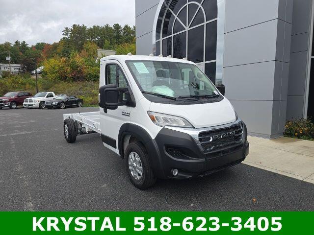 2025 RAM ProMaster Cutaway Base's photo